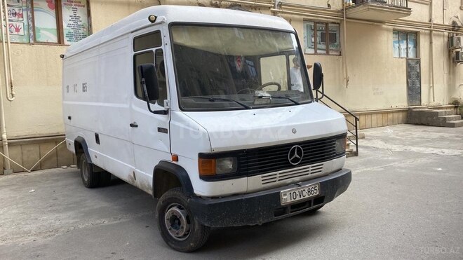 Mercedes 609 D 1995, 400,000 km - 2.4 l - Bakı