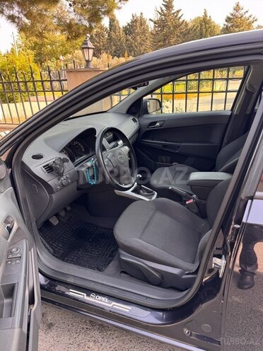 Opel Astra 2009, 194,838 km - 1.4 l - Bakı