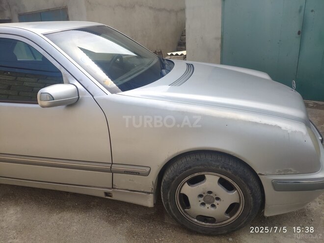 Mercedes E 220 d 2000, 830,000 km - 2.2 l - Bakı