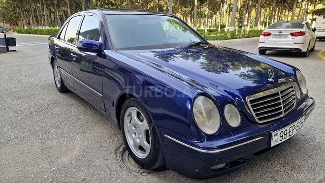 Mercedes E 270 2000, 385,000 km - 2.7 l - Bakı