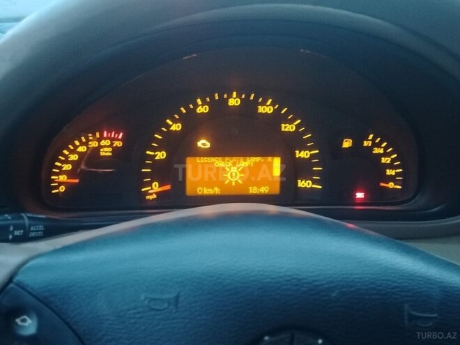 Mercedes C 240 2003, 200,000 km - 2.4 l - Sabirabad