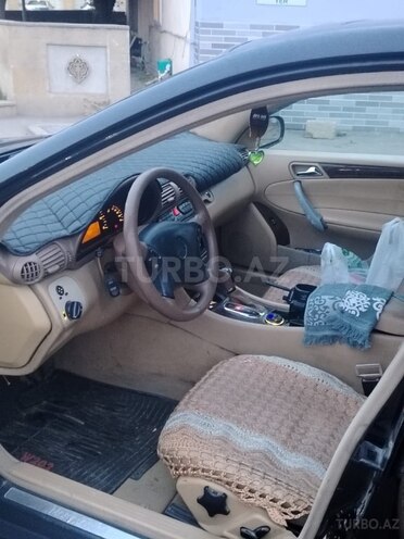 Mercedes C 240 2003, 200,000 km - 2.4 l - Sabirabad