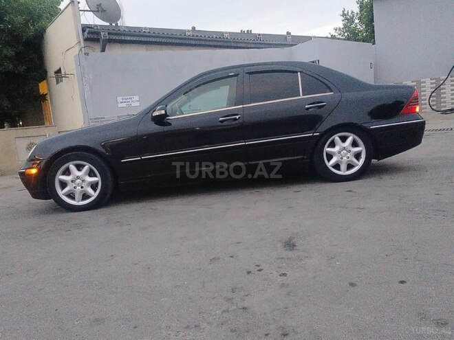 Mercedes C 240 2003, 200,000 km - 2.4 l - Sabirabad