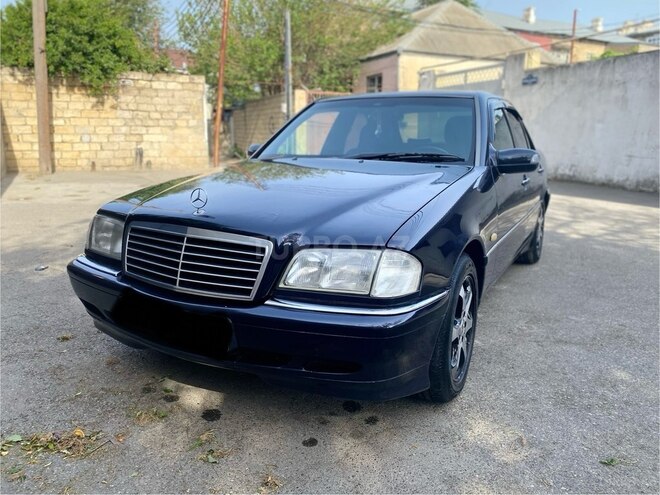 Mercedes C 230 1997, 333,000 km - 2.3 l - Bakı