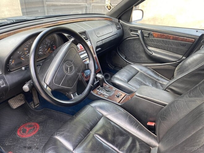 Mercedes C 230 1997, 333,000 km - 2.3 l - Bakı