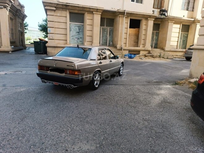 Mercedes 190 1993, 296,858 km - 2.0 л - Bakı