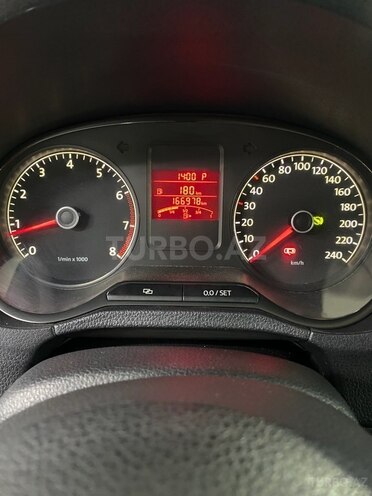 Volkswagen Polo 2013, 166,750 km - 1.6 l - Bakı