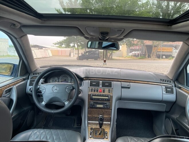 Mercedes E 240 1999, 450,200 km - 2.4 л - Ağdaş