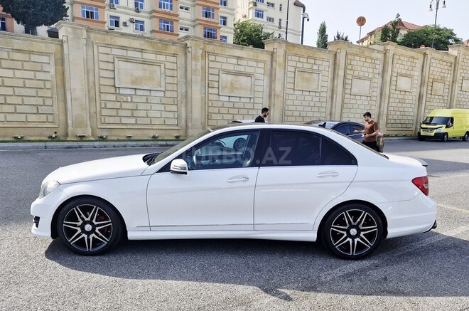 Mercedes C 250 2014, 230,000 km - 1.8 л - Bakı