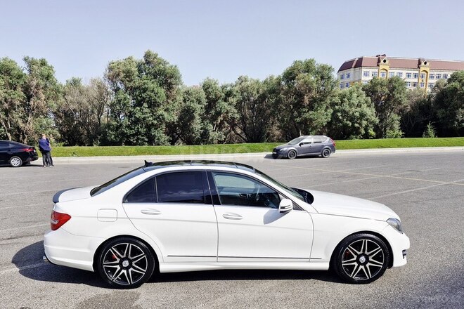Mercedes C 250 2014, 230,000 km - 1.8 л - Bakı