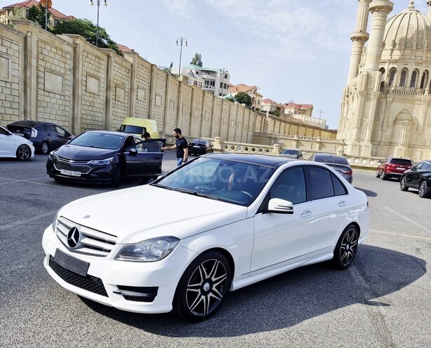 Mercedes C 250 2014, 230,000 km - 1.8 л - Bakı