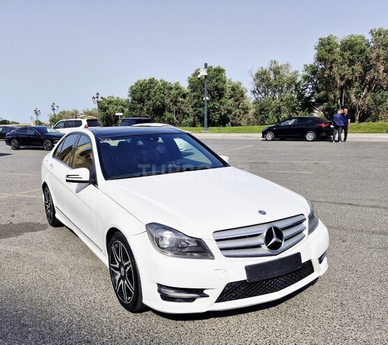 Mercedes C 250 2014, 230,000 km - 1.8 л - Bakı