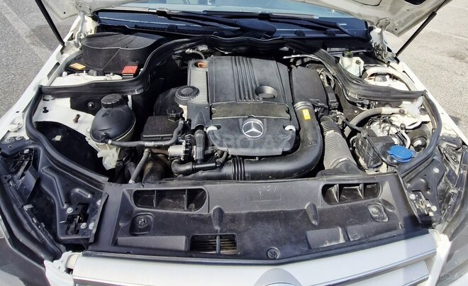 Mercedes C 250 2014, 230,000 km - 1.8 л - Bakı