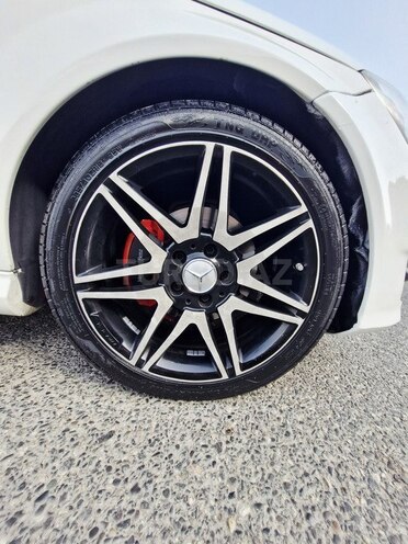Mercedes C 250 2014, 230,000 km - 1.8 л - Bakı