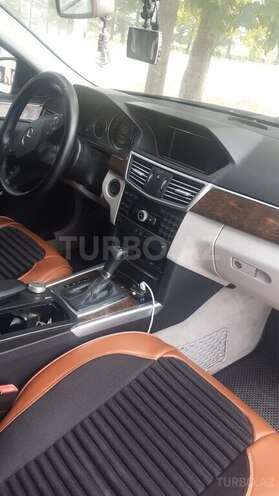 Mercedes E 220 d 2011, 300,000 km - 2.2 l - Beyləqan