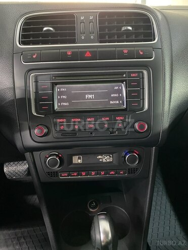Volkswagen Polo 2013, 166,750 km - 1.6 l - Bakı