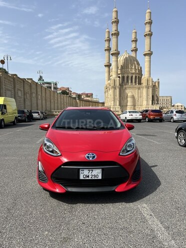 Toyota Aqua 2018, 129,000 km - 1.5 l - Bakı
