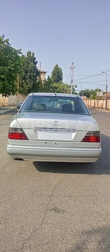 Mercedes E 250 1994, 519,000 km - 2.5 l - Bakı