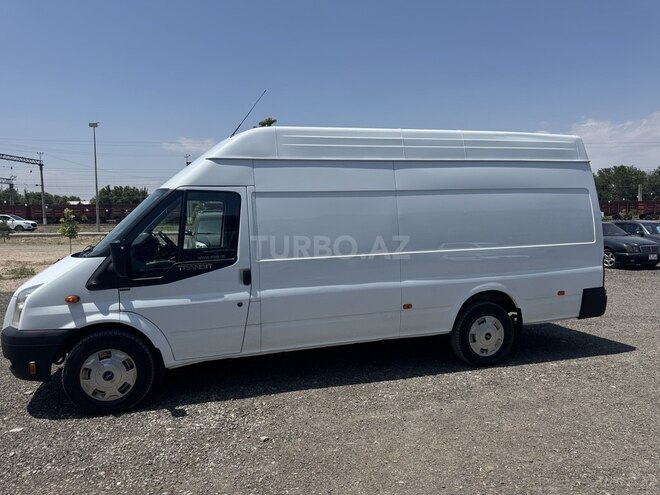 Ford Transit-2