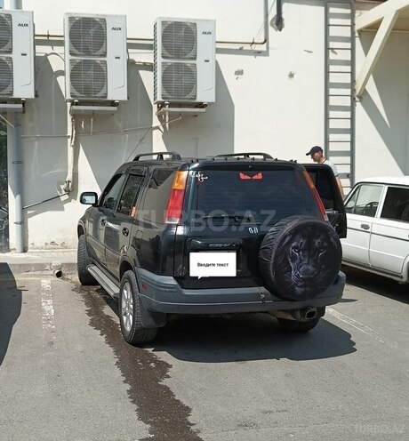 Honda CR-V 1999, 300,000 km - 2.0 l - Quba