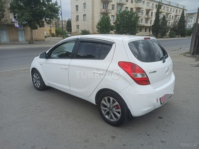 Hyundai i20 2011, 244,000 km - 1.4 l - Gəncə