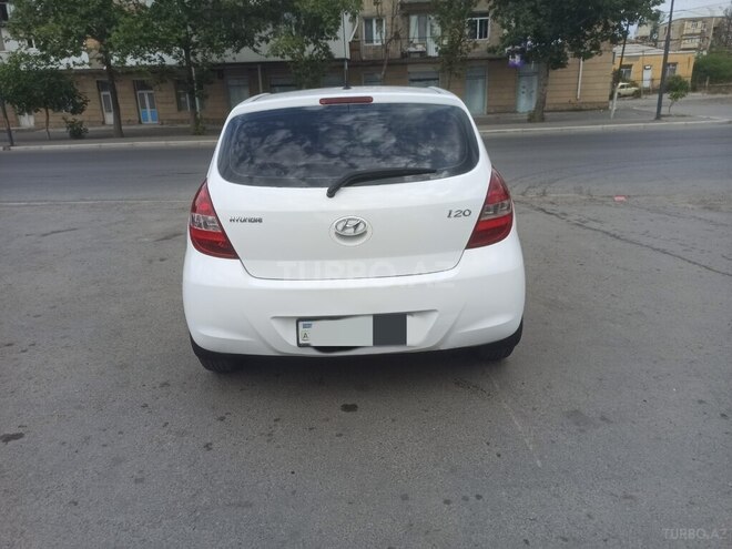 Hyundai i20 2011, 244,000 km - 1.4 l - Gəncə