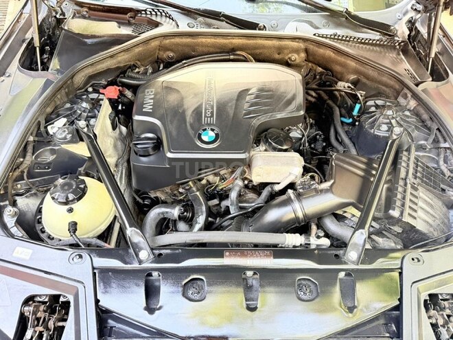 BMW 528 2013, 350,000 km - 2.0 l - Bakı
