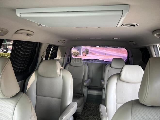 Kia Carnival 2015, 190,000 km - 2.2 l - Bakı