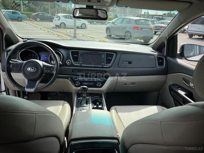 Kia Carnival 2015, 190,000 km - 2.2 l - Bakı