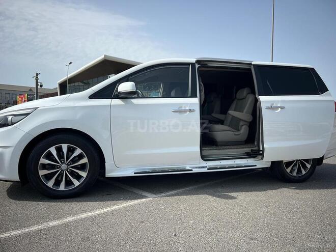 Kia Carnival 2015, 190,000 km - 2.2 l - Bakı