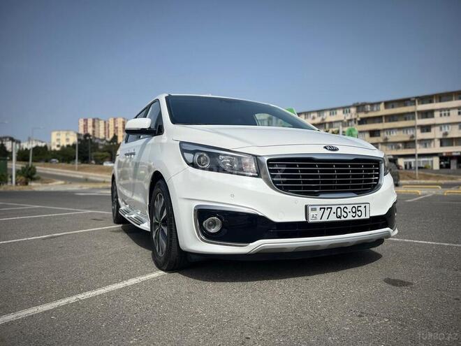 Kia Carnival 2015, 190,000 km - 2.2 l - Bakı
