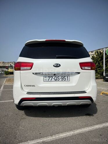 Kia Carnival 2015, 190,000 km - 2.2 l - Bakı