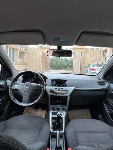 Opel Astra 2009, 260,000 km - 1.4 l - Gəncə