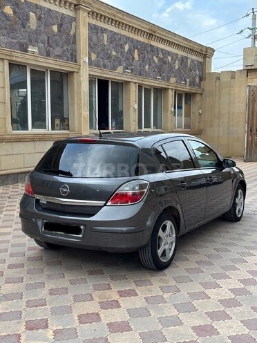 Opel Astra 2009, 260,000 km - 1.4 l - Gəncə