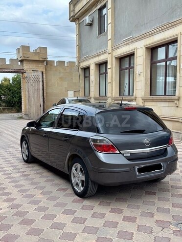 Opel Astra 2009, 260,000 km - 1.4 l - Gəncə