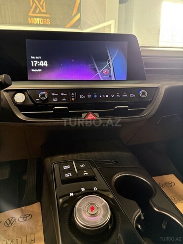 Kia K8-8