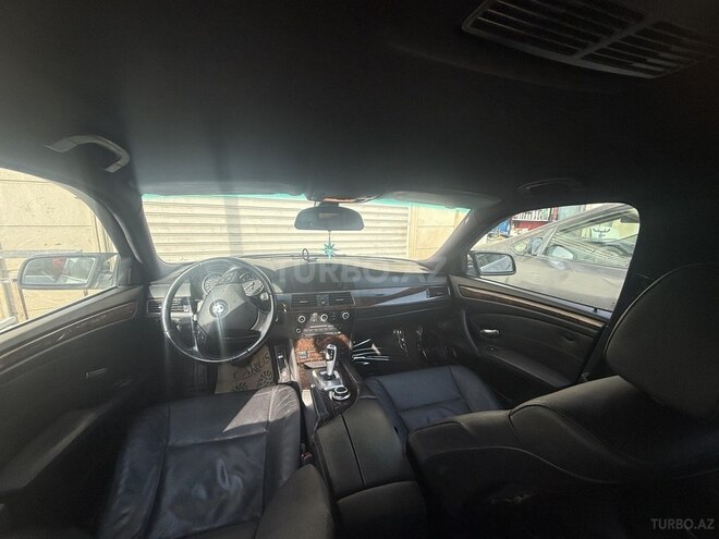 BMW 525 2007, 211,000 km - 2.5 л - Bakı