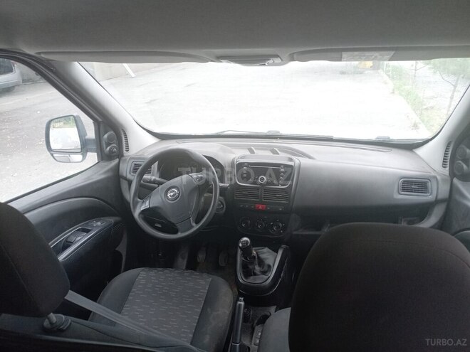 Opel Combo 2012, 176,164 km - 1.6 l - Zaqatala