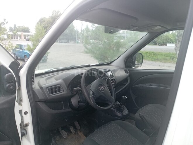 Opel Combo 2012, 176,164 km - 1.6 l - Zaqatala