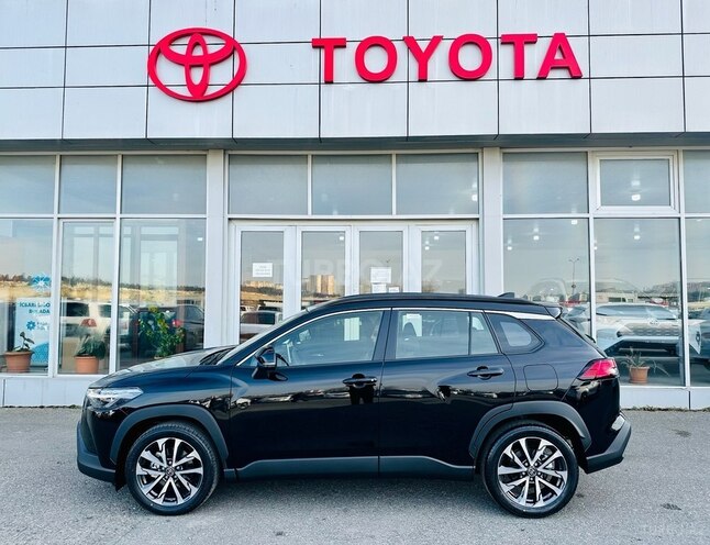 Toyota Corolla Cross 2025, 0 km - 2.0 l - Bakı