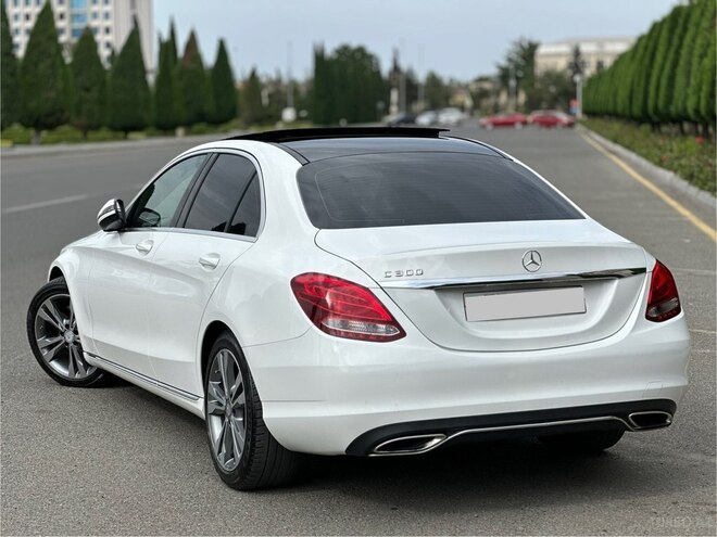 Mercedes C 300-7