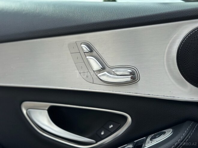 Mercedes C 300-17