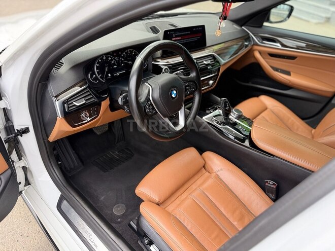 BMW 530 2019, 190,000 km - 2.0 л - Tovuz