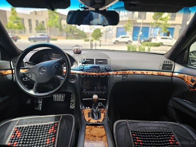 Mercedes E 350 4MATIC 2006, 350,000 km - 3.5 l - Bakı