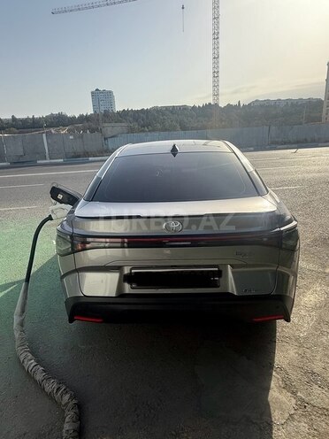 Toyota bZ3 2023, 19,000 km - 1.5 l - Bakı