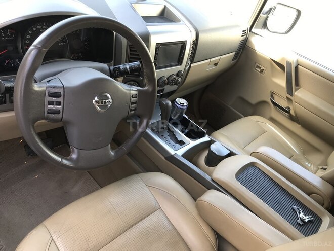 Nissan Armada 2006, 142,000 km - 5.6 l - Bakı