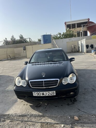 Mercedes C 200 2002, 288,000 km - 2.0 l - Bakı