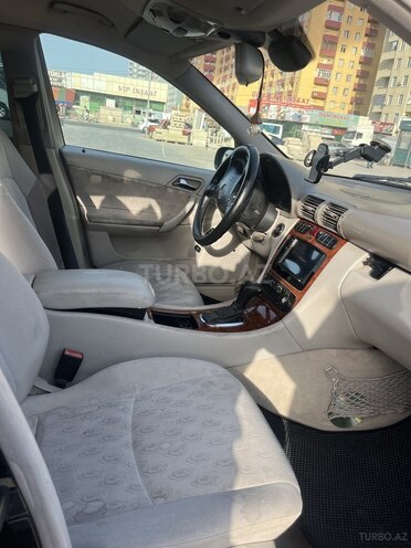 Mercedes C 200 2002, 288,000 km - 2.0 l - Bakı