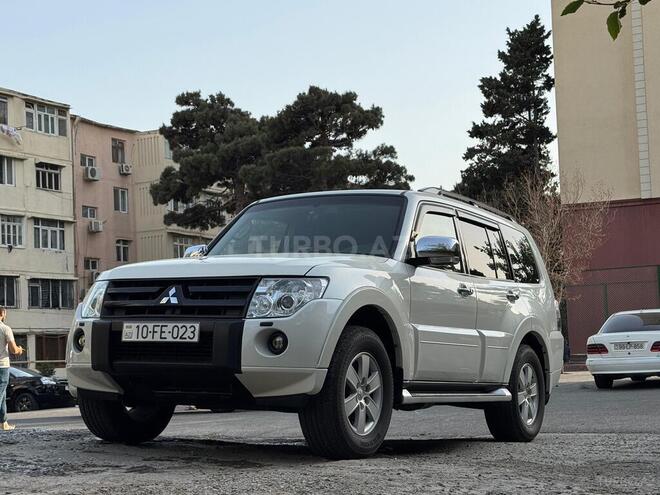 Mitsubishi Pajero 2008, 208,117 km - 3.0 l - Bakı