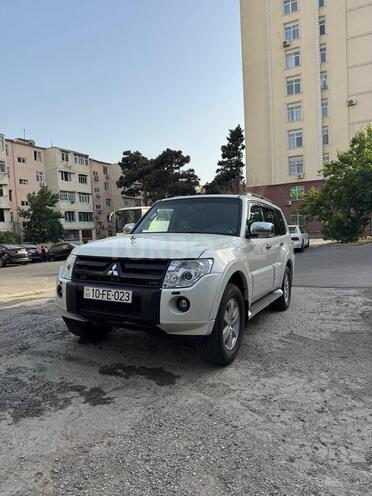 Mitsubishi Pajero 2008, 208,117 km - 3.0 l - Bakı